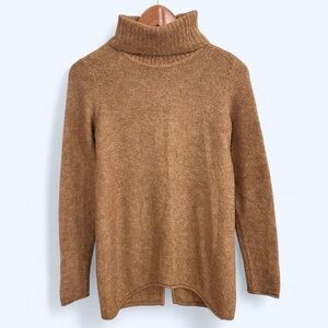 Abercrombie & Fitch Brown/Tan Turtleneck Sweater